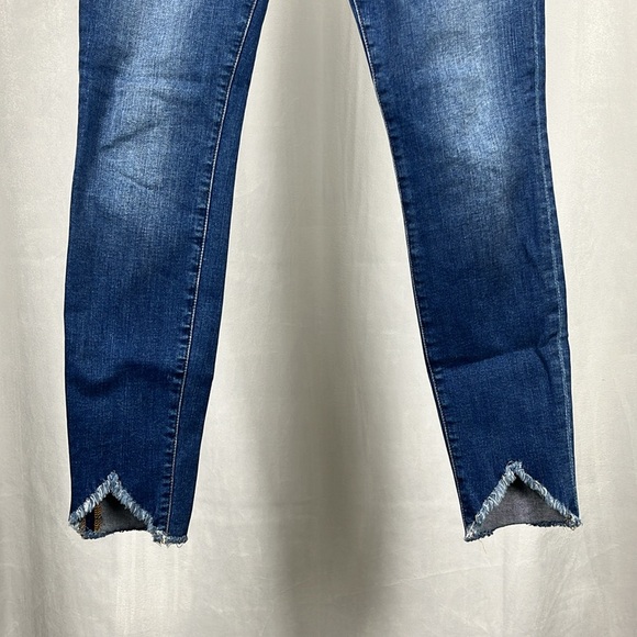 FRAME Le Skinny de Jeanne in Seabright. - Picture 6 of 10